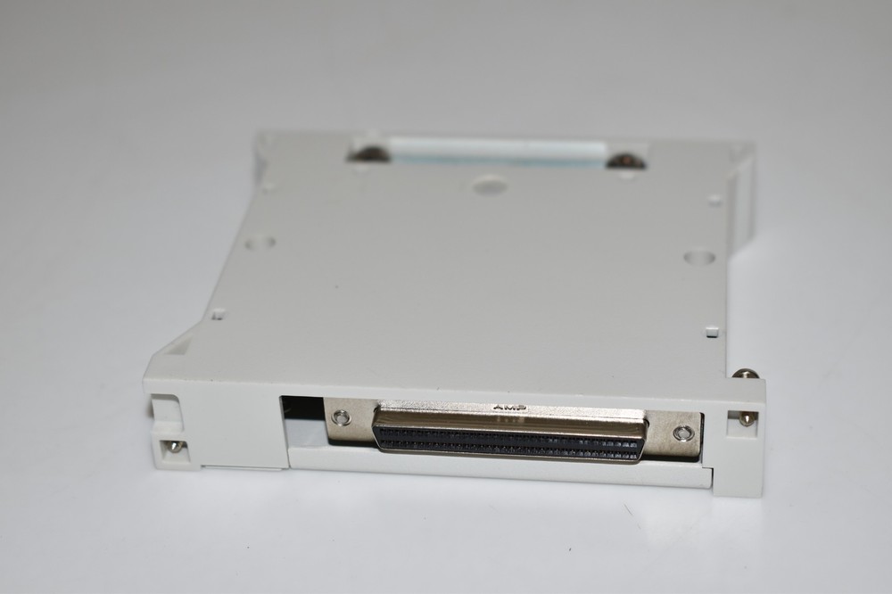 NATIONAL INSTRUMENTS TB-2705 TERMINAL BLOCK (UWN28)