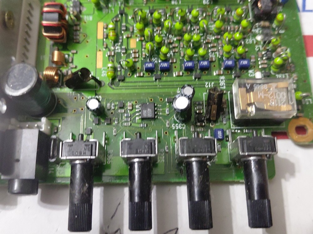 ICOM IC-736 Transceiver Main circuit board Untested