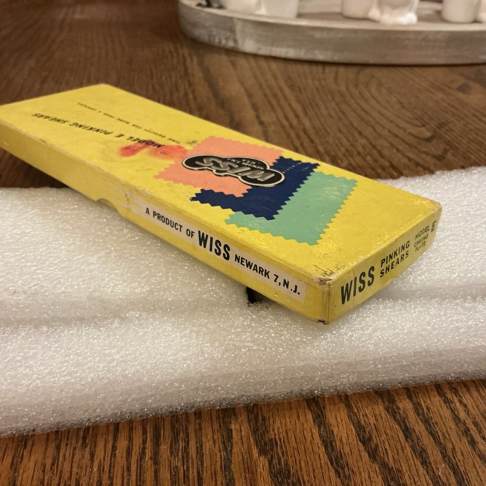 Wiss Pink-Rite,Model E Pinking Shears,gently used stored condition