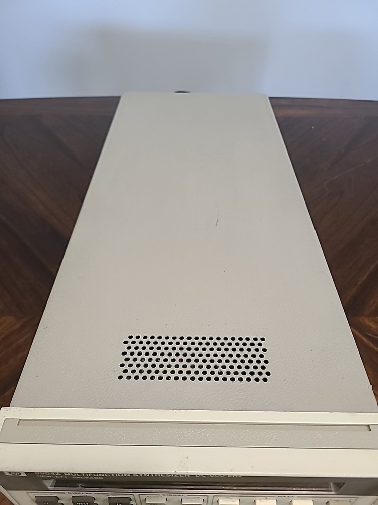 HP 8904A Multifunction Synthesizer DC 600