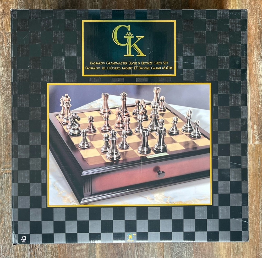 19” Kasparov Grandmaster Silver & Bronze Chess Set - READ