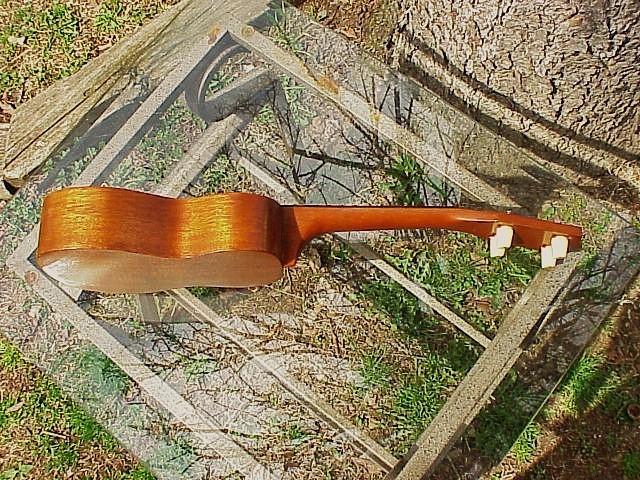 EXCELLENT! 1950s Solid Mahogany Harmony Roy Smeck Uke SOPRANO UKELELE No Strings