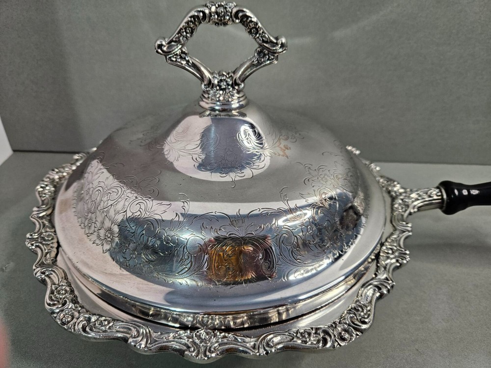 Webster Wilcox Silver Plated Ornate Chafing Dish with Lid 2 pc.
