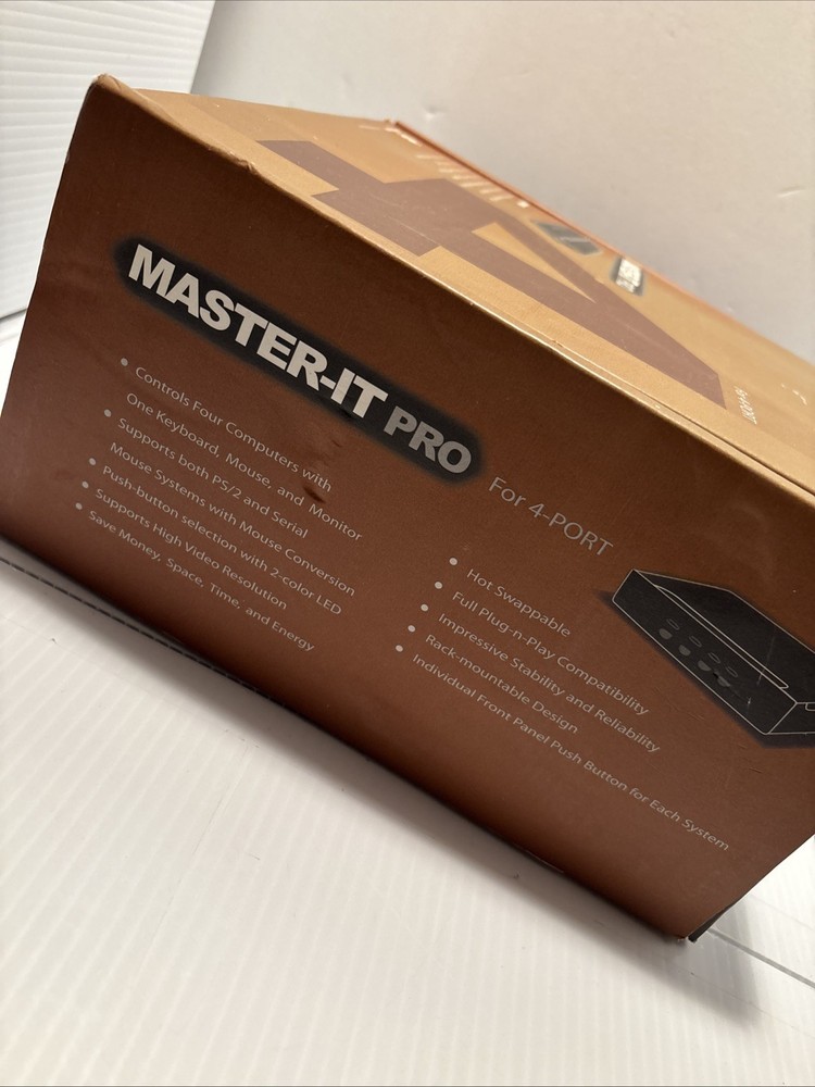 Master-IT Pro 4 Port KVM switch With OSD ConnectPro PR-14-Kit