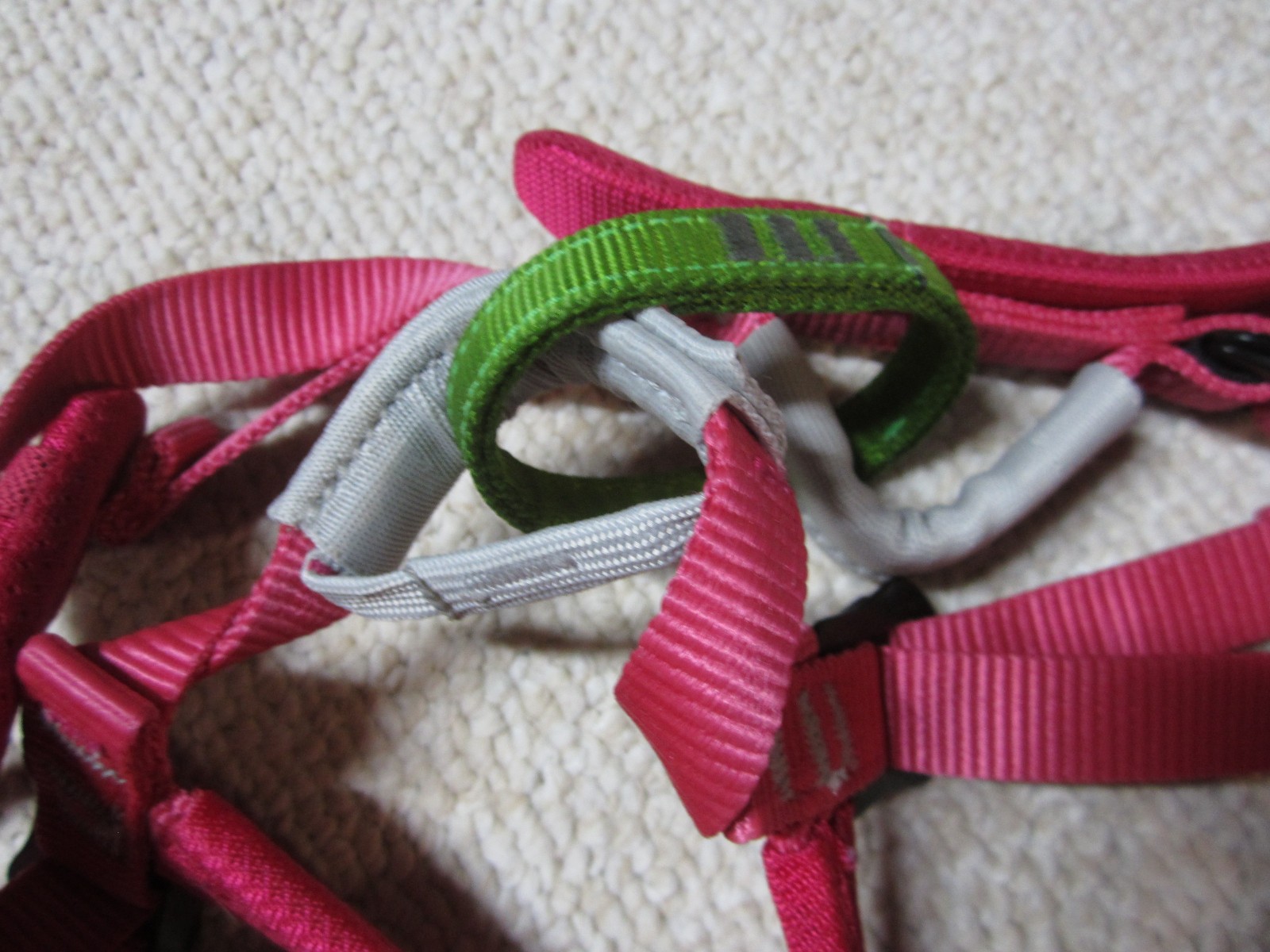 Petzl Macchu Kids Youth Rock Climbing Seat Harness One Size 54-64cm Pink!!