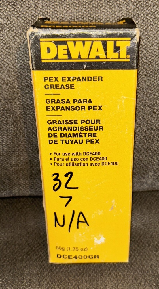 DEWALT PEX 2.04-oz Expander Grease Model#DCE400GR