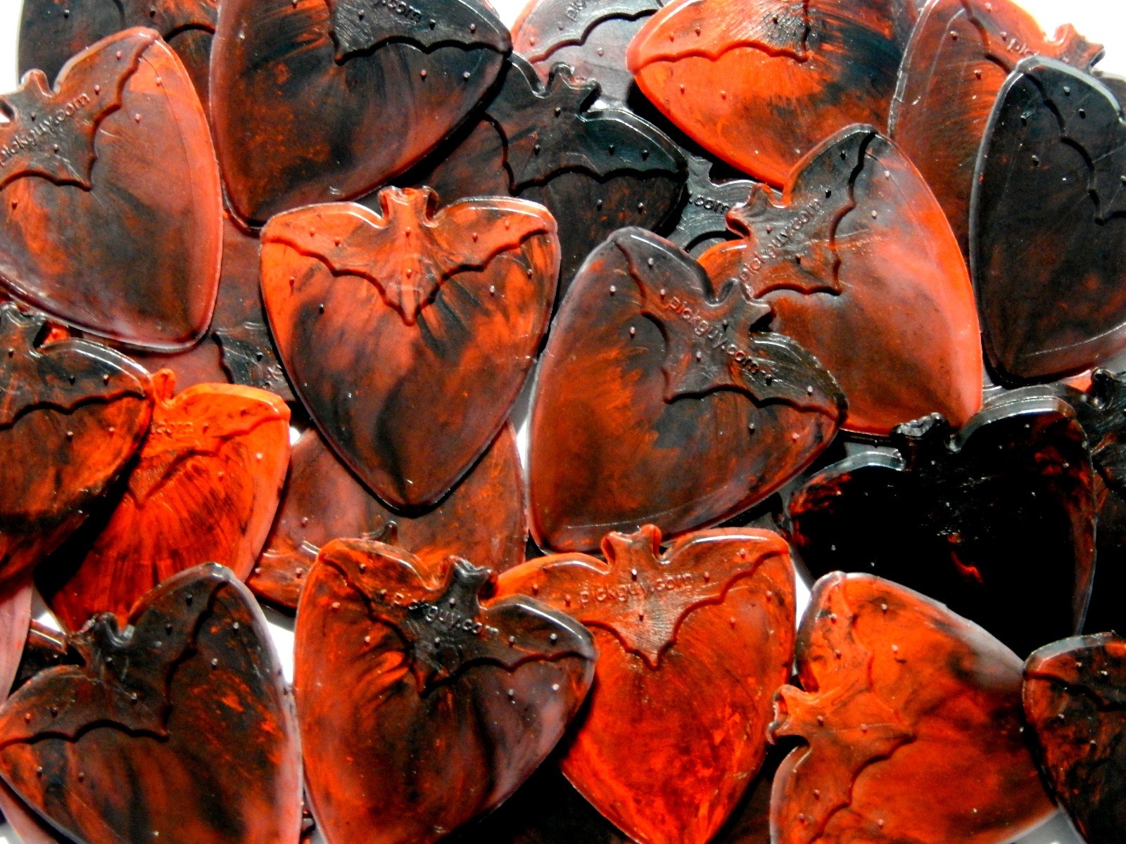 12 pk BLOODY BAT Guitar Picks with TIN, .88mm GRIP by PICK GUY Pics Plectrums