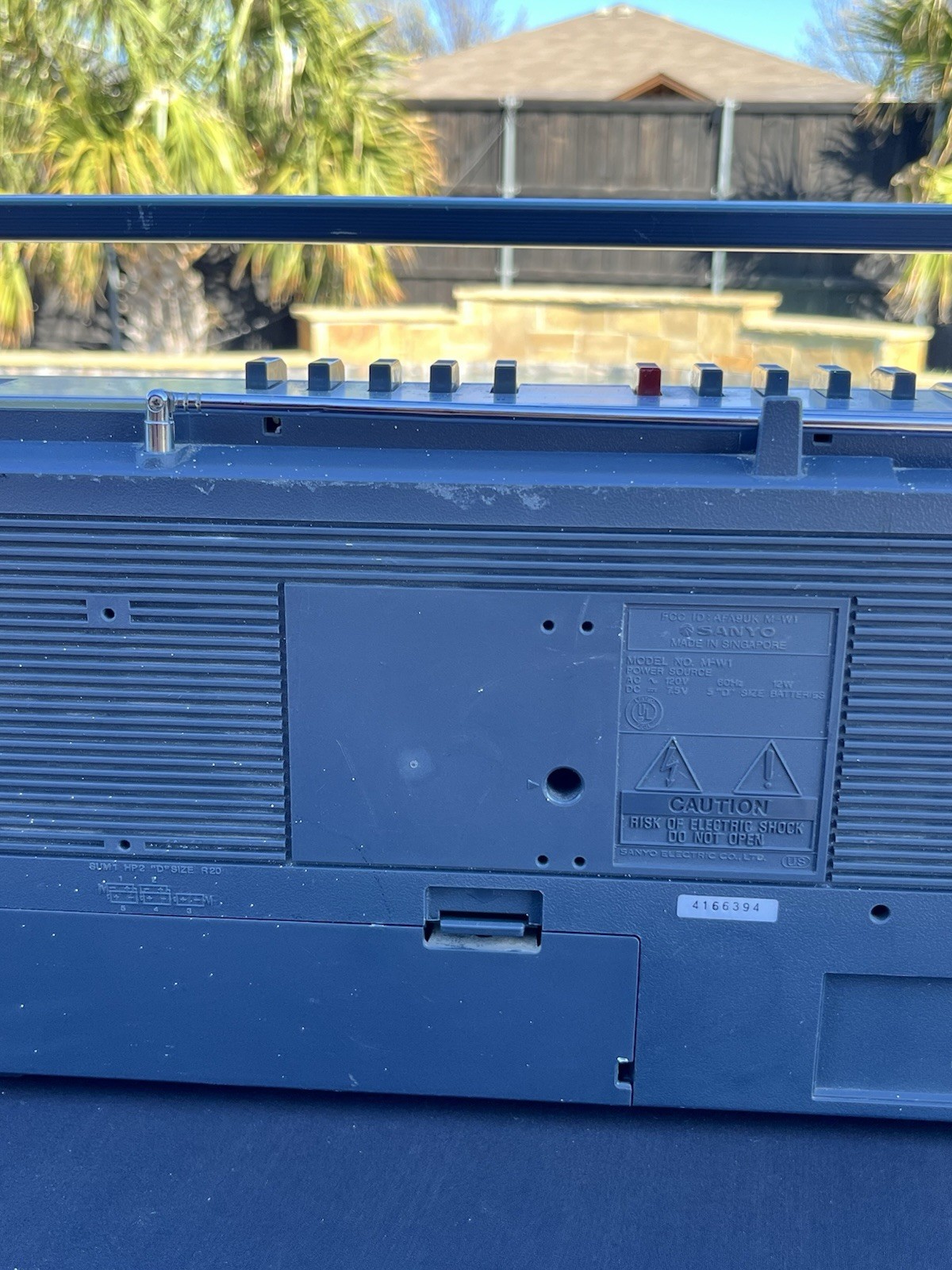 VINTAGE 1980’s Sanyo M-W1 AM/ FM Dual Band Stereo Cassette Radio Boombox Works