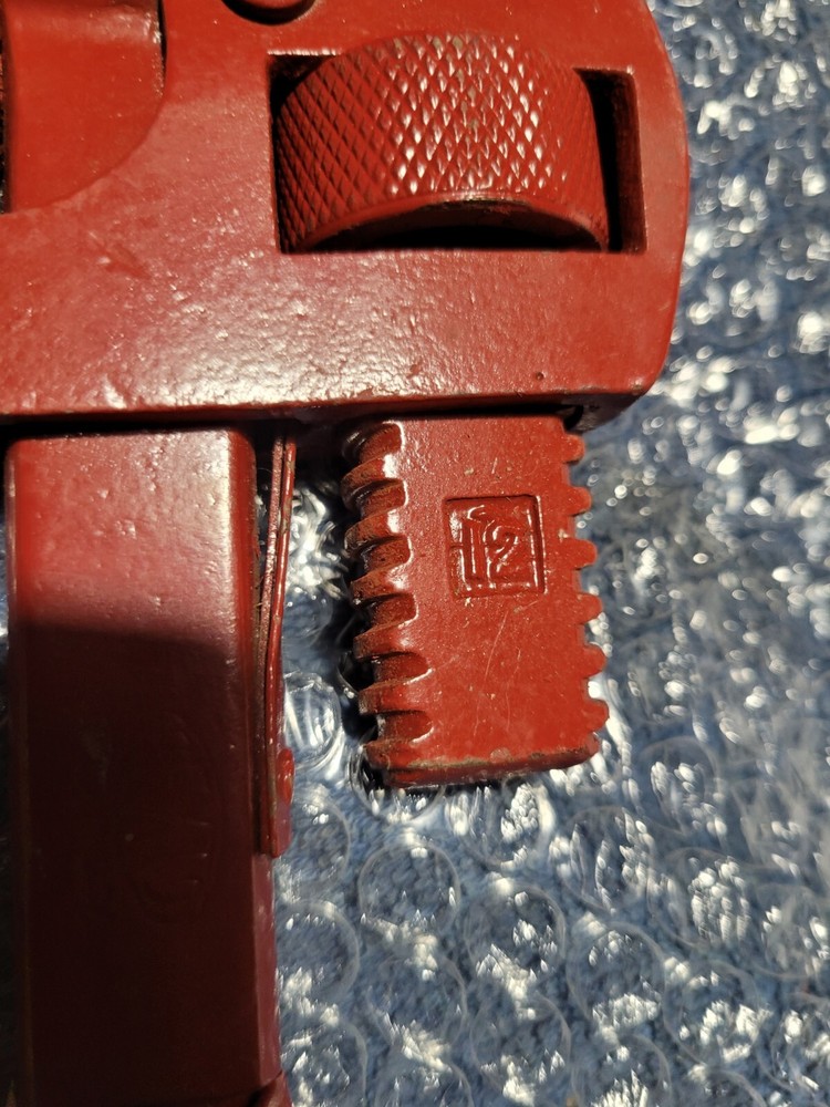 Vintage PEXTO Pipe Wrench