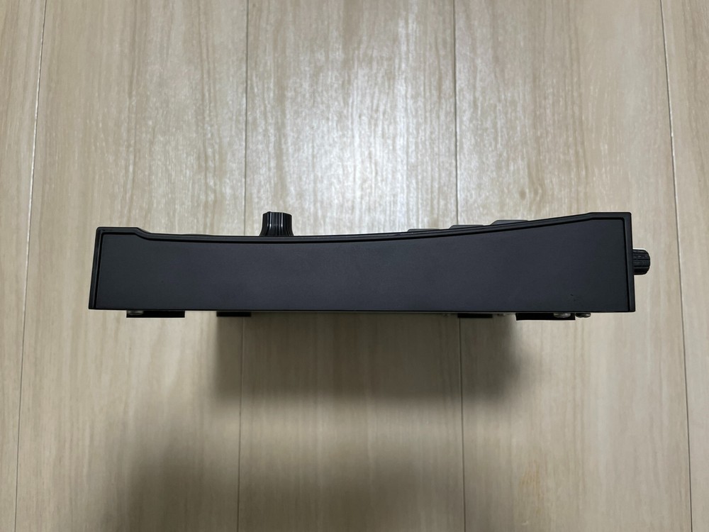 Korg Kaoss Pad Quad Dynamic Effect Processor Sampler with Original Box & Adapter