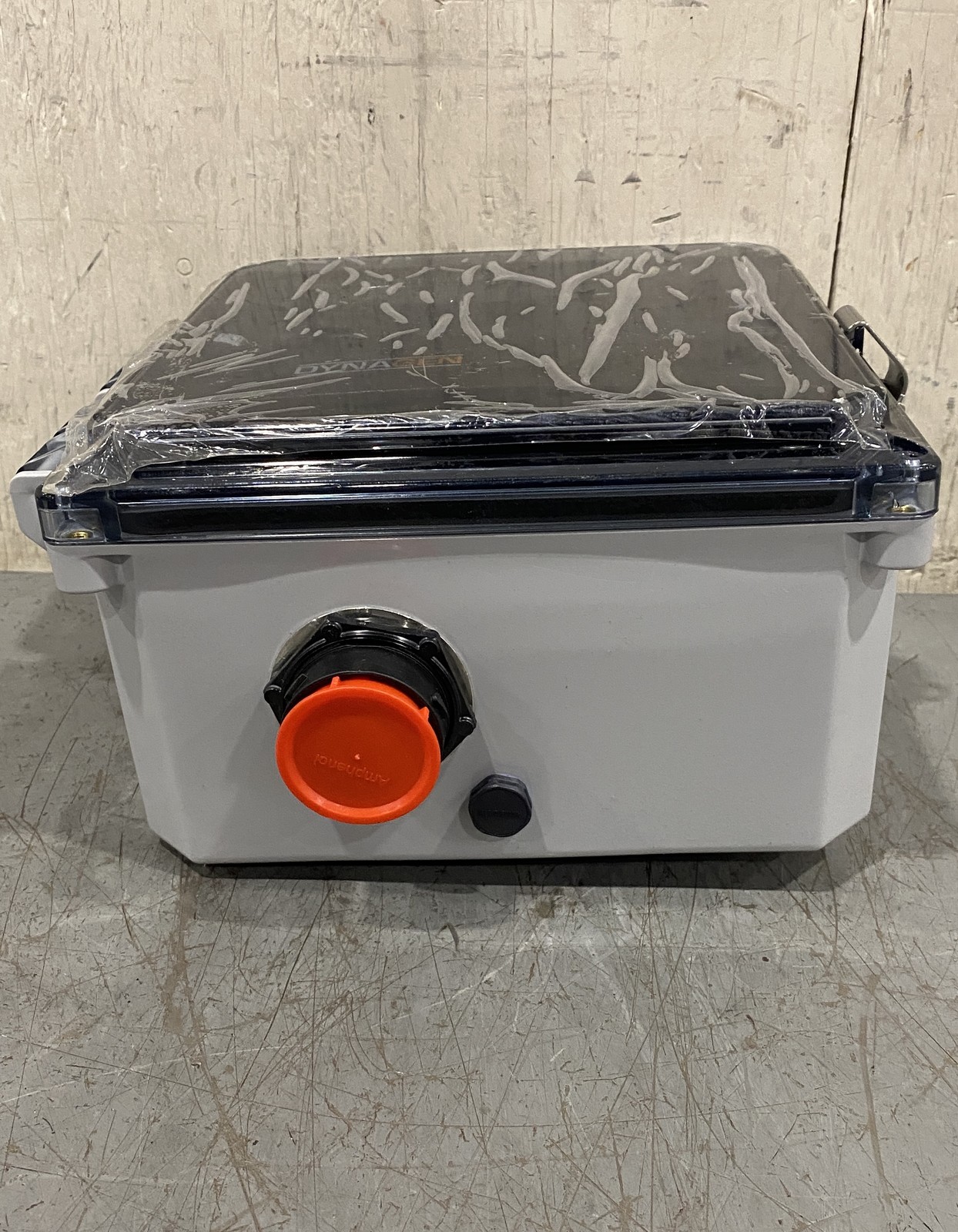 Cattron Dynagen Touch PRO600 Panel T6A-N88B-MIN12-XXJU-NBR