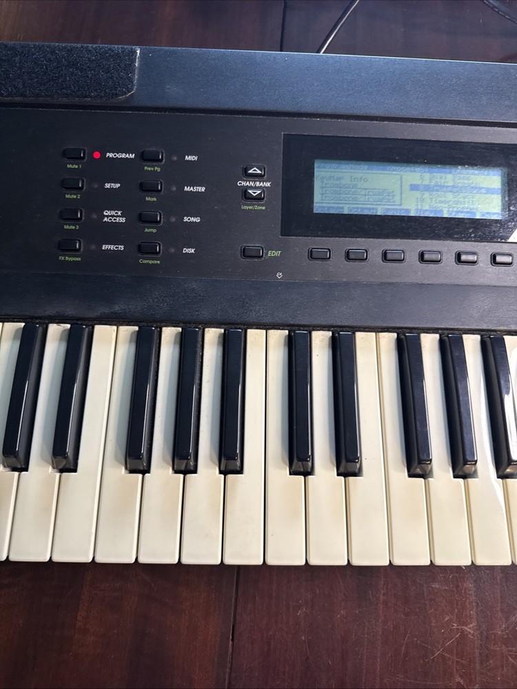 Kurzweil K2000 VAST Variable Architecture Synthesis Technology Keyboard Works