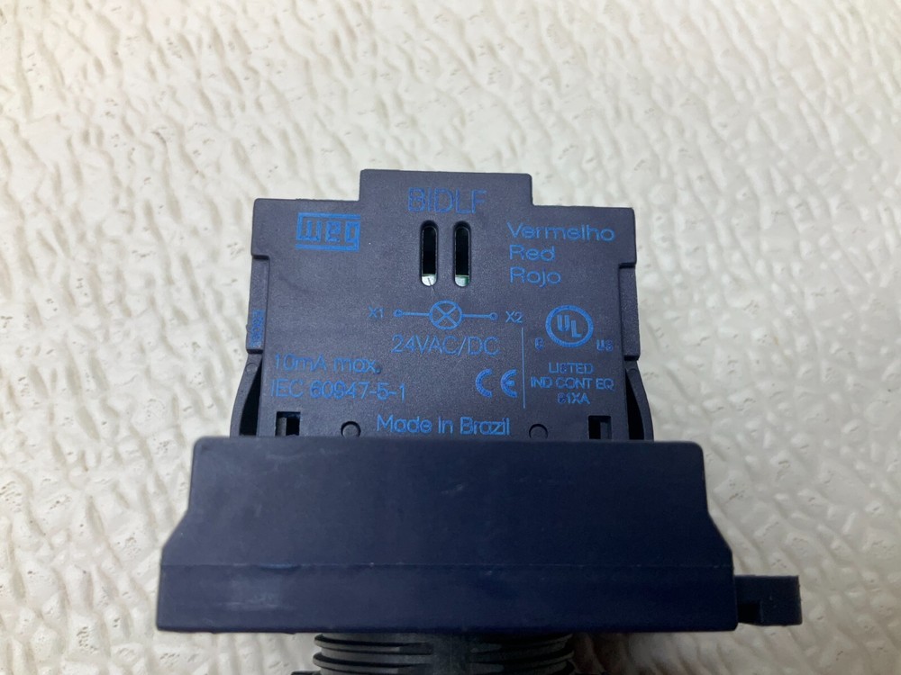 WEG BC01F Red Illuminated Momentary Push Button BCO1F (TSC)