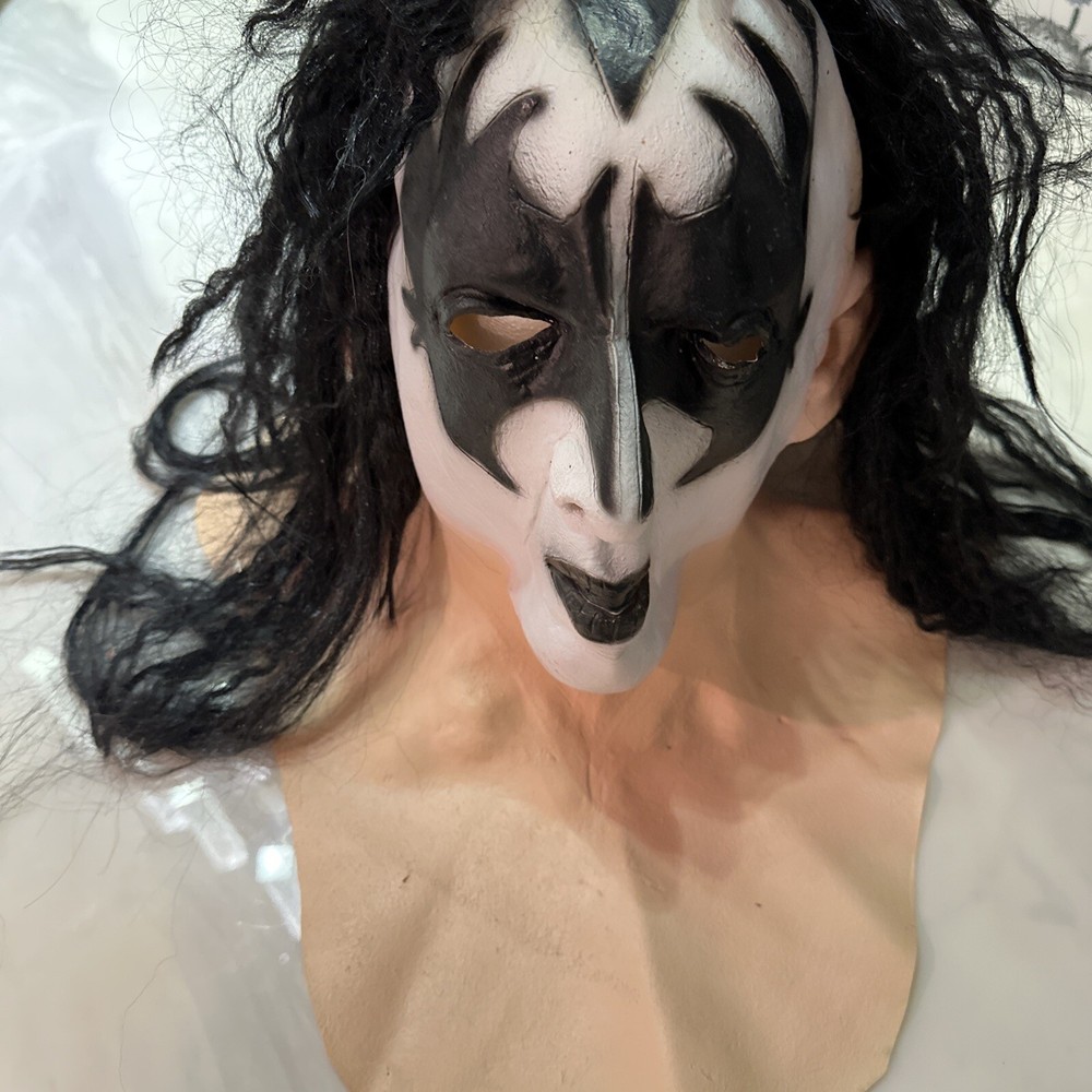 Vintage 💋 Kiss Gene Simmons Molded Mask Collector Item  Rock Halloween UNUSED