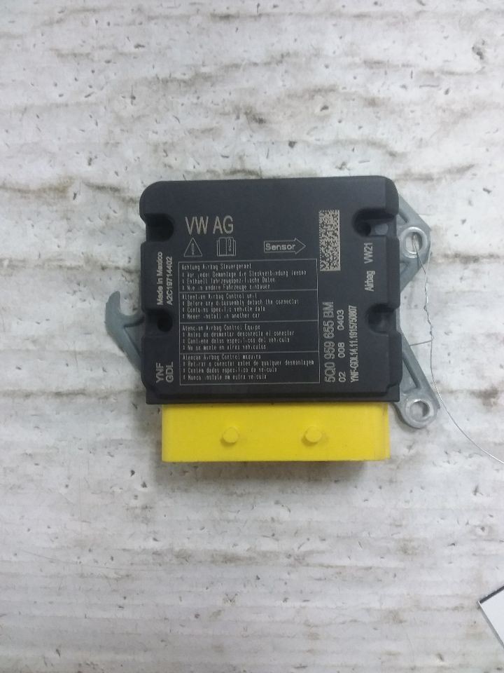 SRS Control Module Dash Mounted Fits 19-25 JETTA 5Q0959655BM