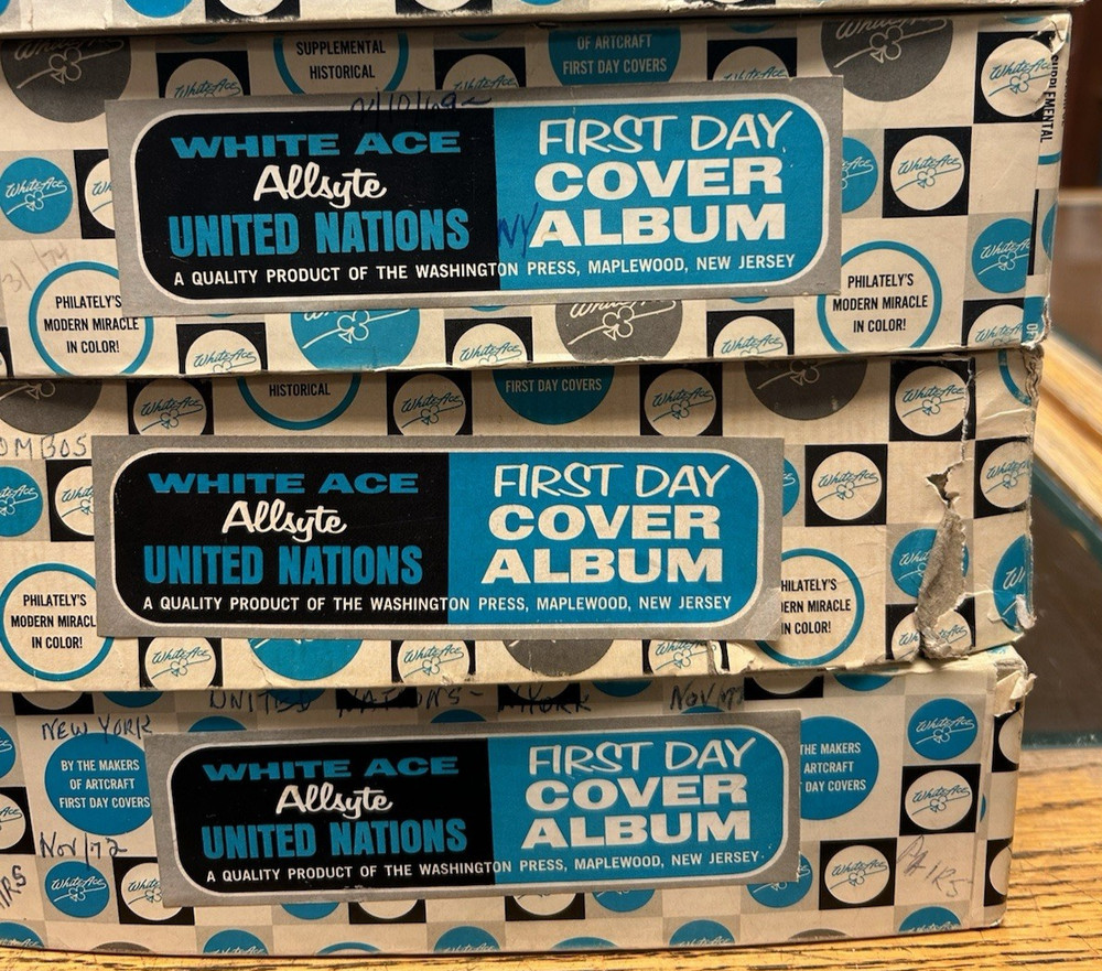 1 White Ace FDC albums for First Day Cover NOS or gently used in box blue UN NOS