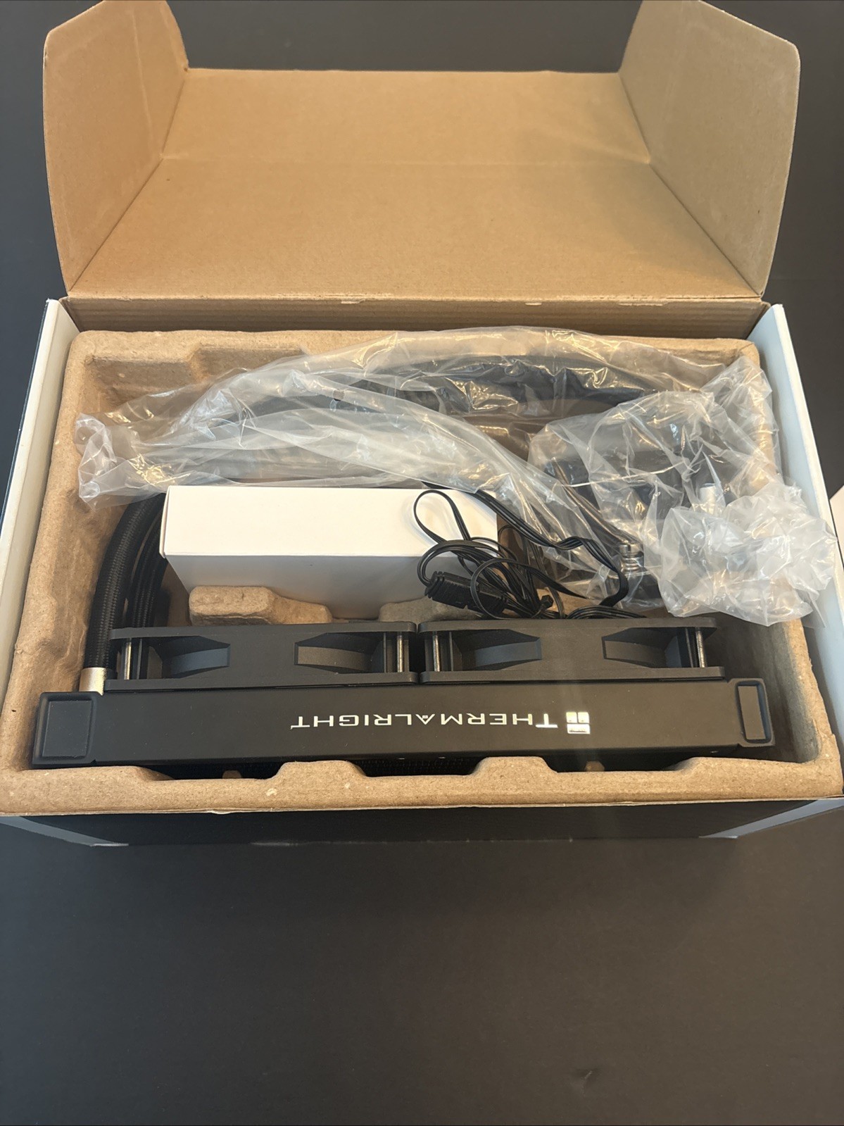 Thermalright Frozen Warframe 240 SE ARGB Black All-In-One - Do Not Know If Works