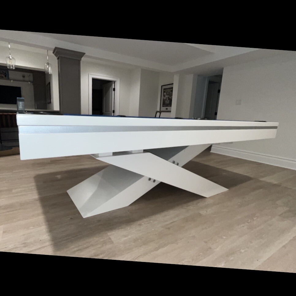 Modern Luxury pool table