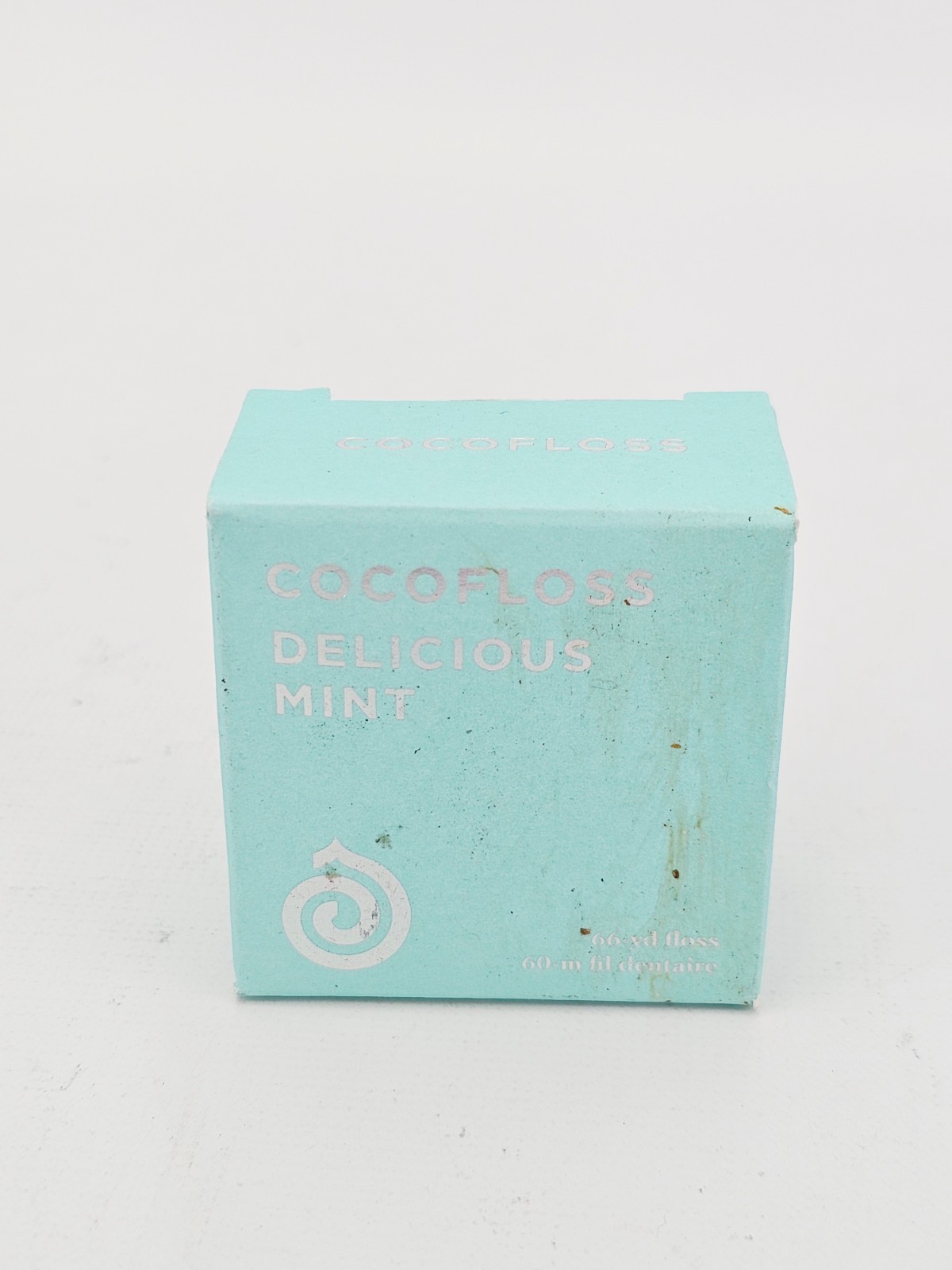 Cocofloss Woven Dental Floss Dentist Designed Oral Care 66 Yards Delicious Mint