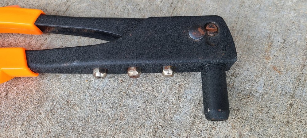 Arrow Fastener Rivet Tool Model RH 200 3 sizes