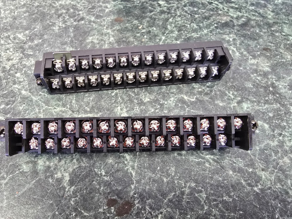 KOYO DIRECT LOGIC 06 AUTOMATION DIRECT D0-06DD2 PLC MODULE