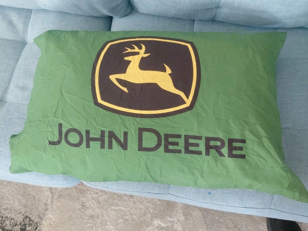 Licensed JOHN DEERE PiLLOWCASE  100%Polyester