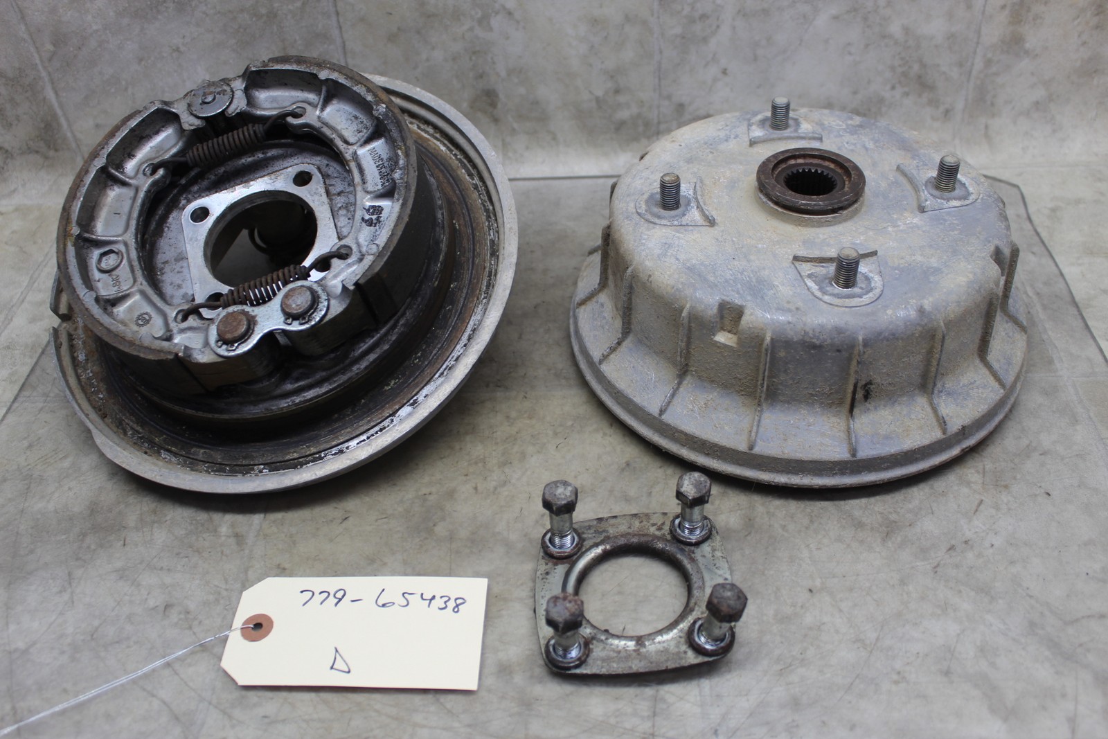 93-04 Kawasaki Bayou 300 4x4 93-99 400 Oem Rear Back Brake Drum Assembly