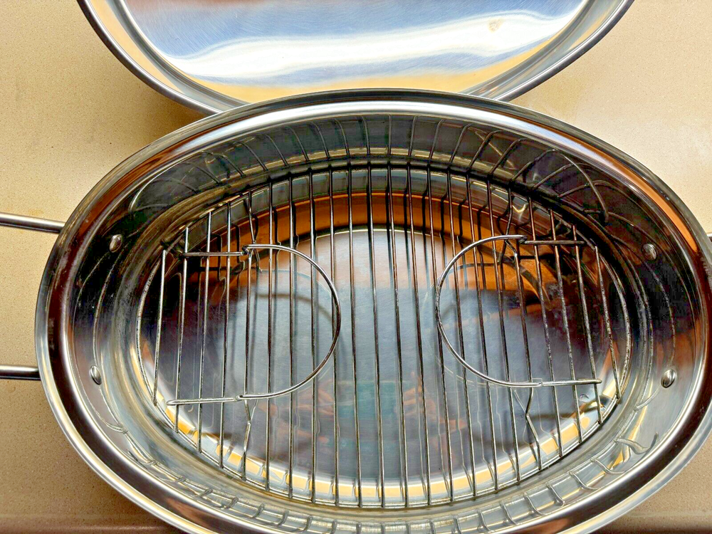 "Salt" Roasting Pan with Rack & Lid Quart, 17 " Roaster