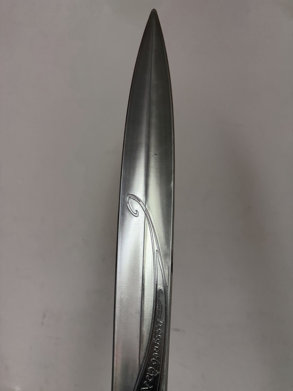 Master Replicas Lord of the Rings Collectible Sting Sword FX LR-200 LOTR Glows