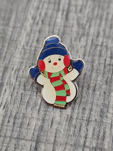 Vintage Snowman Pin Christmas Pinback