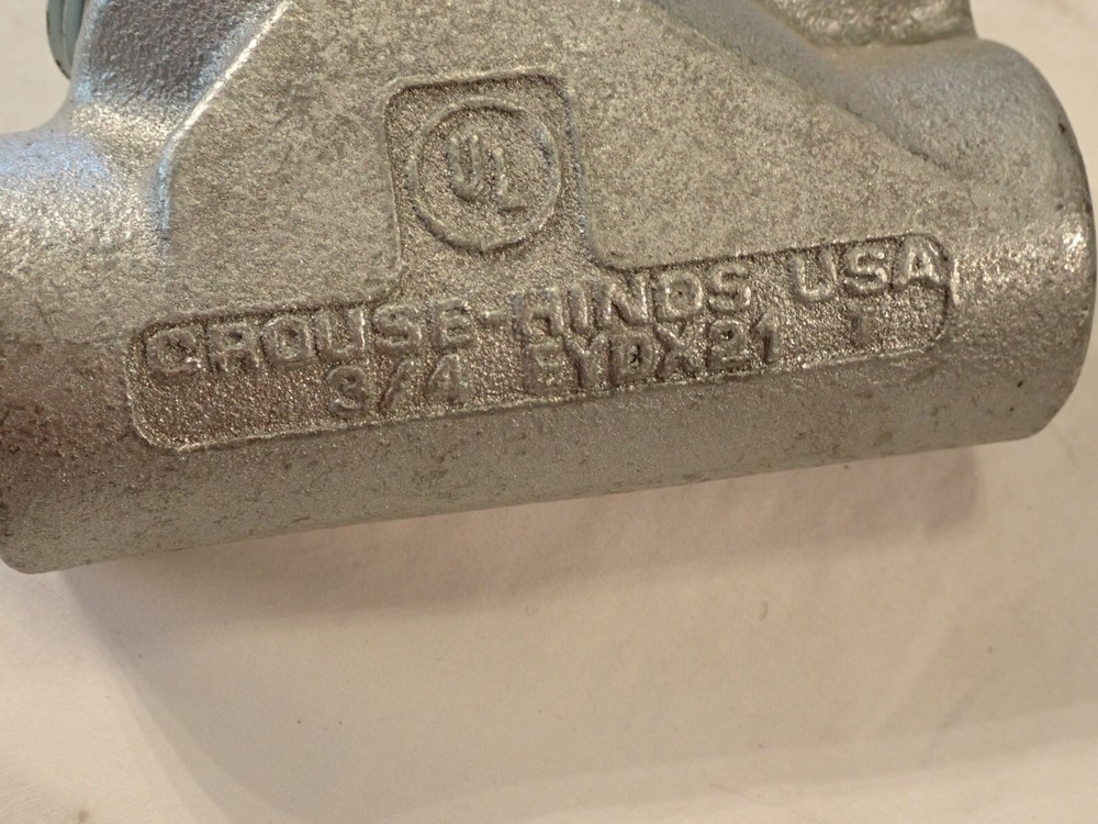 NEW Crouse-Hinds EYDX21 3/4" Explosion Proof, Expanded Fill
