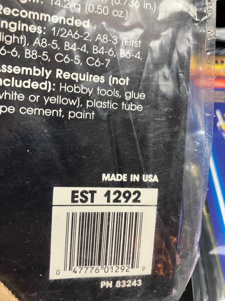 2 Wonderful Estes Flying Model Rocket Kits - Indicator and Wizard - Both Sealed