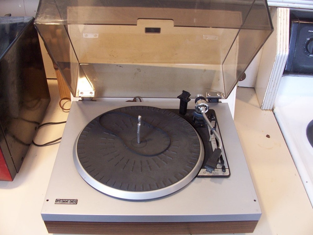 Garrard GT12 Turntable
