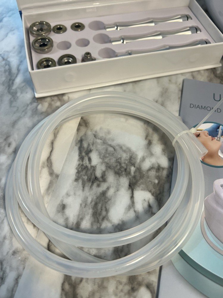 Skin System Diamond Microdermabrasion Machine Adjustable Intensity Tips & Wands