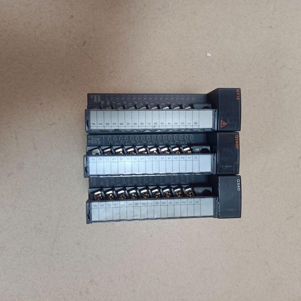 Mitsubishi PLC module QX40