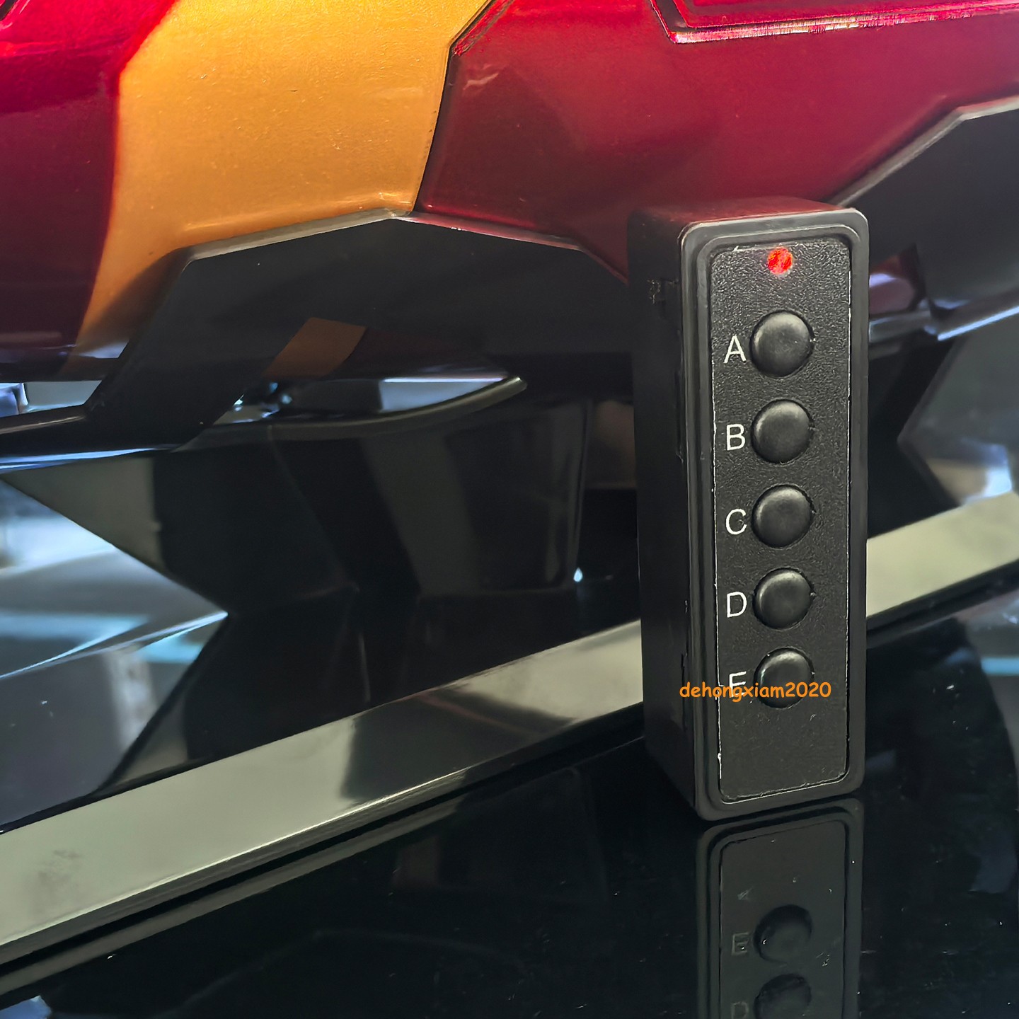 1/1 Iron Man MK42 Gauntlet Arm Wearable Cosplay Armor Voice/Remote control Prop