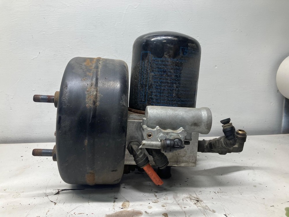 Bendix AD-IS Air Dryer - Used