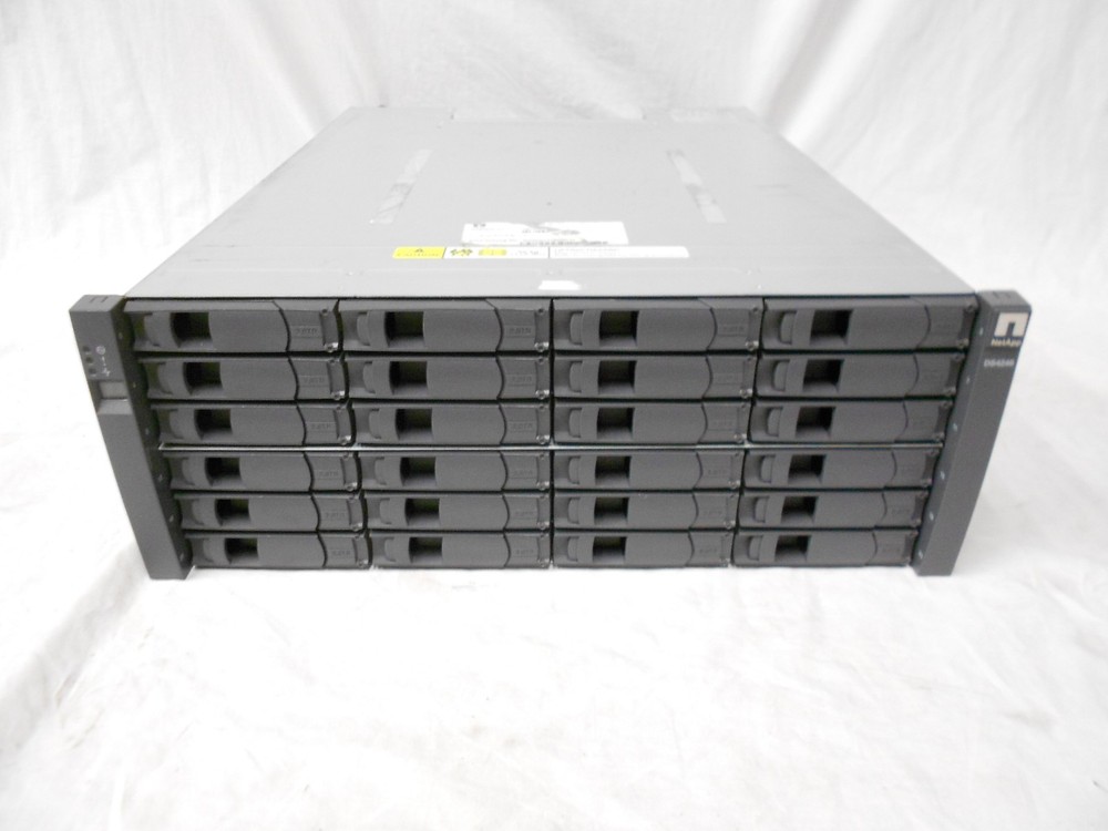 NetApp DS4246 Disk Array Shelf  24x 450gb 15K SAS 2x IOM6 SAS Expansion Array