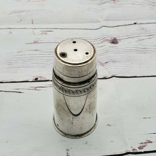 900 Silver salt shaker with glass liner