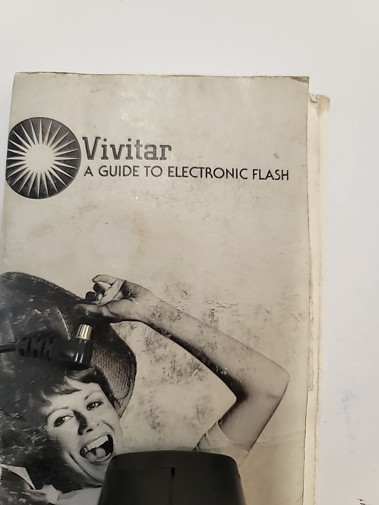 Vivitar Electronic Automatic Flash Model 202 With Manual