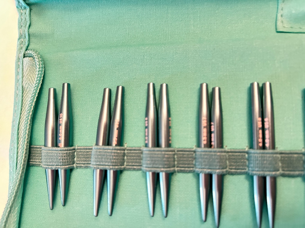 Hobbii Stellar Mini Interchangeable Circular Needle Set - Emerald