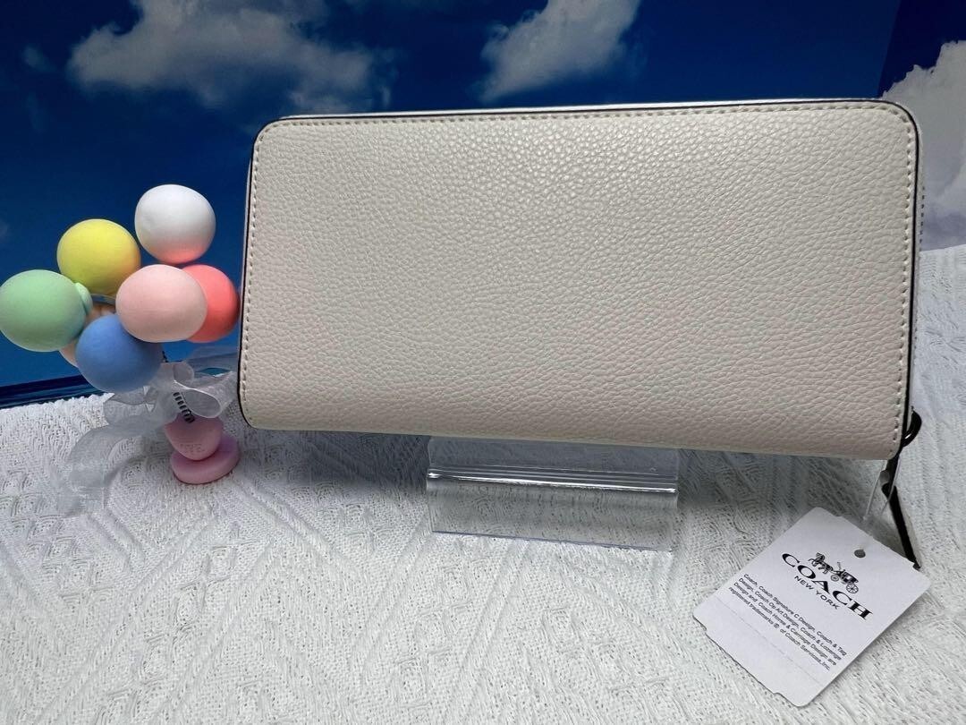COACH x PEANUTS Snoopy Woodstock White Leather Zip Long Wallet 16122B