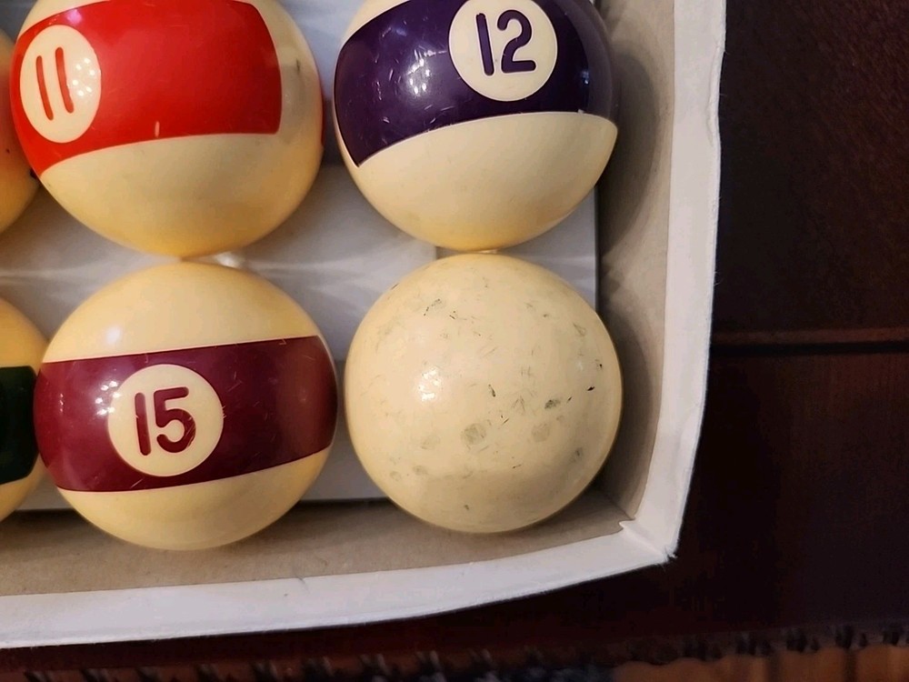 Vintage Bakelite Billiard Pool Balls Set