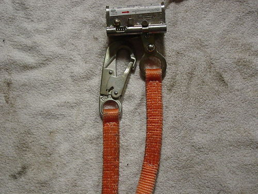 NORTH FP563 AUTOMATIC ROPE GRAB  ARREST NEW