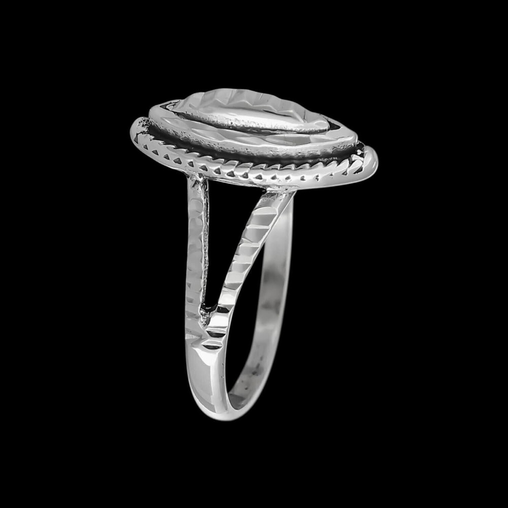 Size 6 - Diamond Cut Twisted Wire Ring
