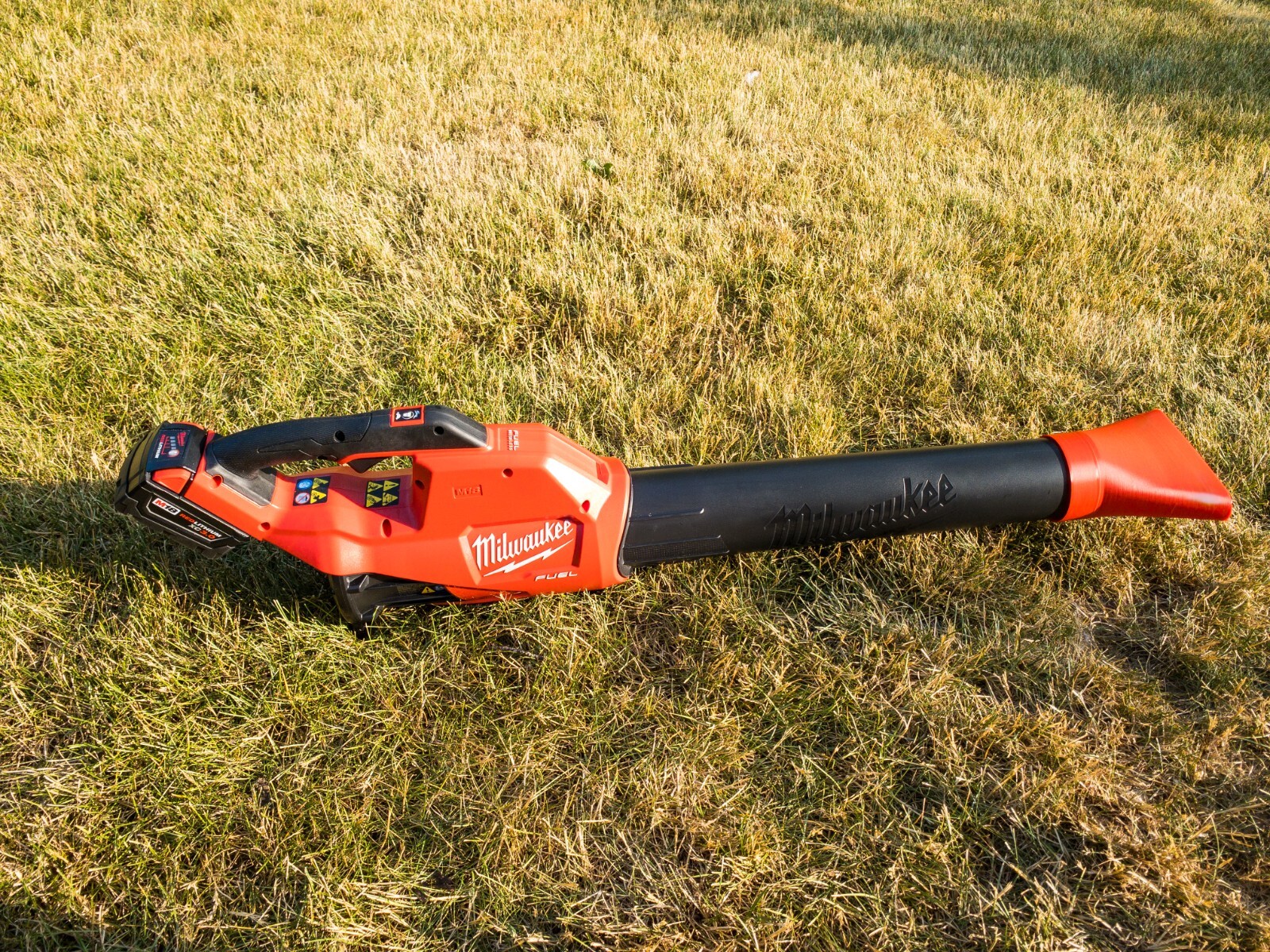 Milwaukee M18 Fuel Leaf Blower Flat Nozzle Attachment Tip, 2724-20 Tool