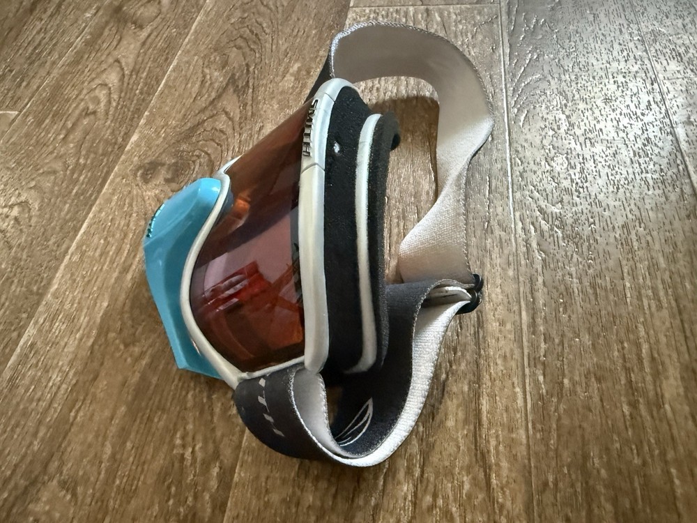 Smith goggles