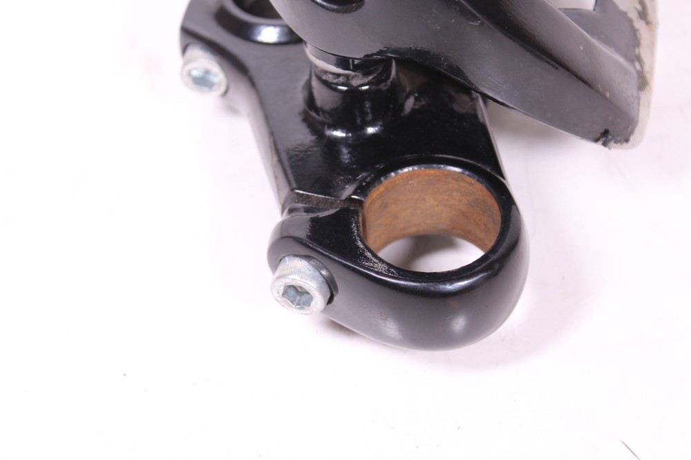 HARLEY DAVIDSON STREET 750 UPPER TRIPLE CLAMP / TREE