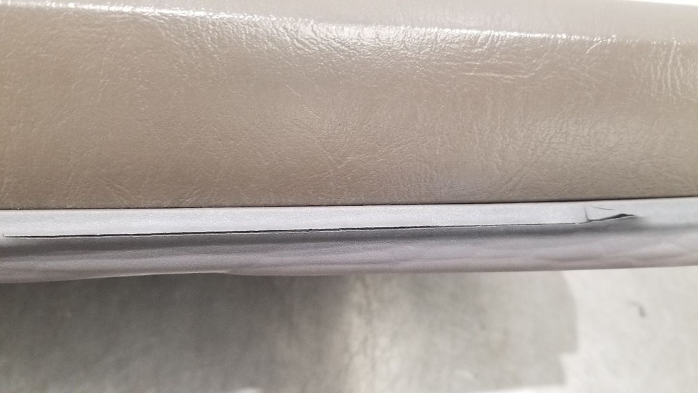 05 CADILLAC XLR INTERIOR DOOR TRIM PANEL FRONT LEFT DRIVER SHALE