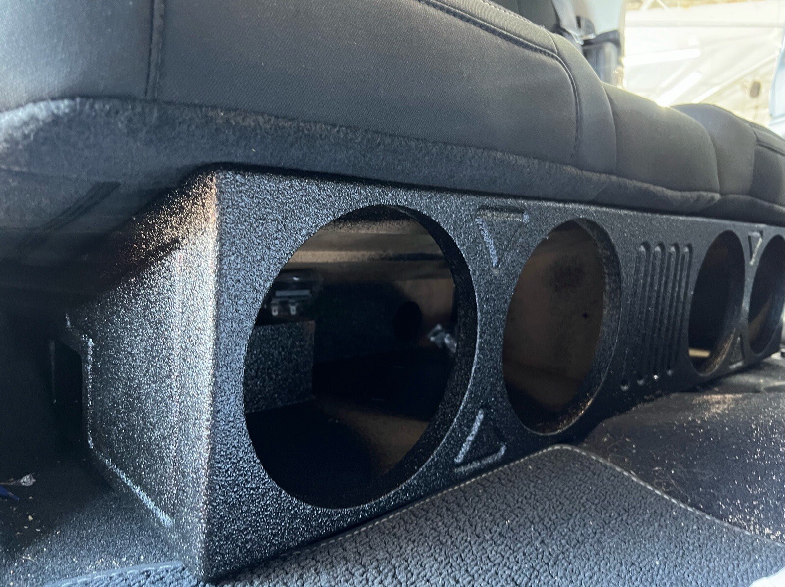 2018-2022 Jeep Gladiator 4x8” Subwoofer Box Front Fire Ported Under Rear Seat